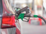 Bloquer les prix, baisser la TVA, nationaliser Total… Quelles solutions face à la flambée des prix du carburant ?
